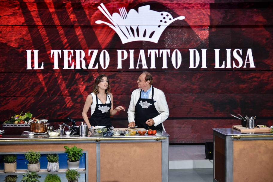 In occasione di Expo, la Rai dedica un programma al cibo e alla cucina, The Cooking Show, condotto da Lisa Casali. Ospite d’eccezione, Renzo Arbore, Ambassador ufficiale di Expo (Fotogramma)